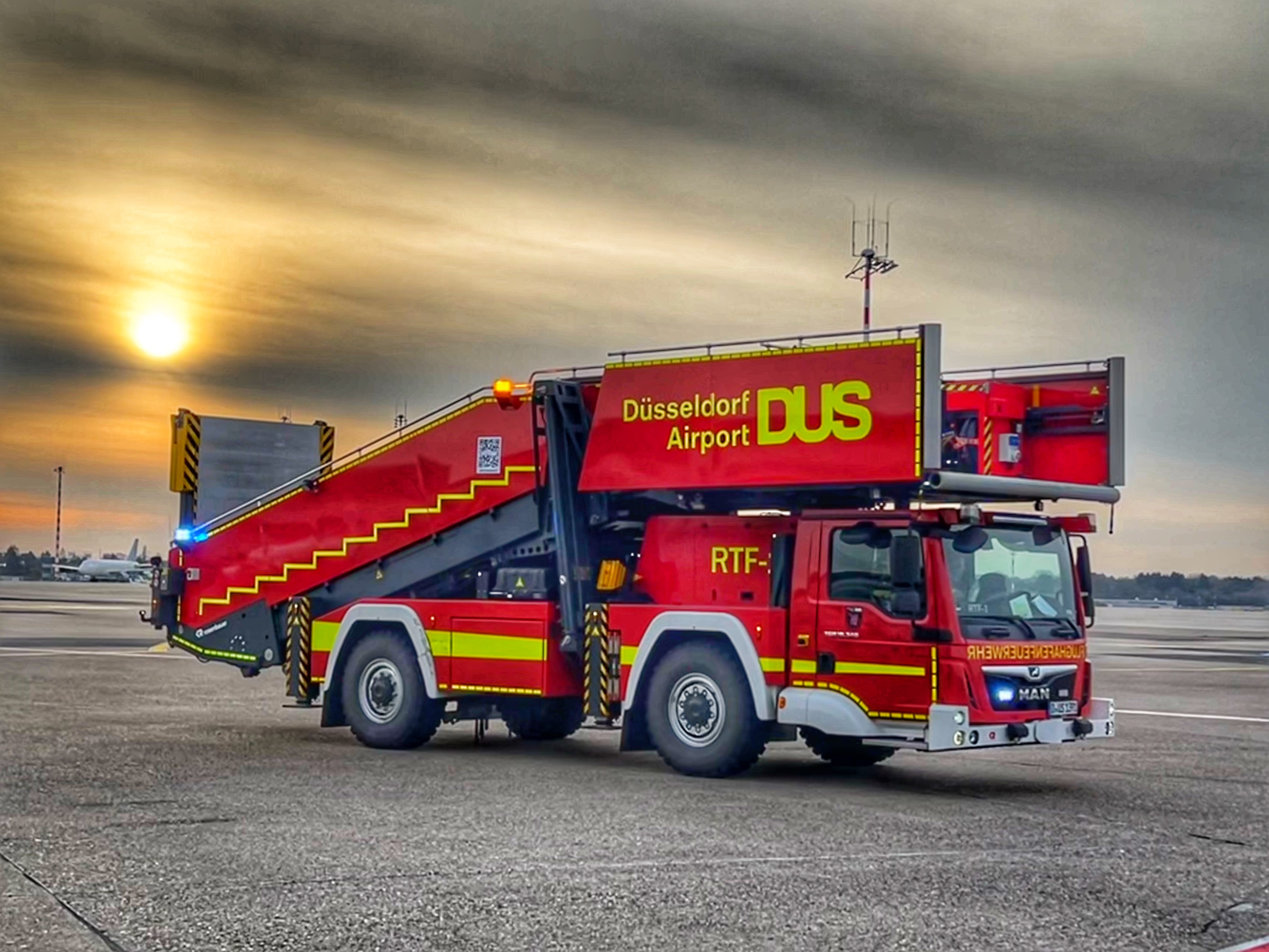 Rettungstreppe am Düsseldorfer Flughafen