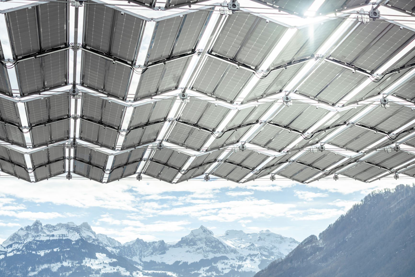Solarfaltdach Anlage Berge dhp technology